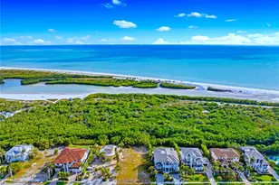 556 Spinnaker Dr, Marco Island, FL 34145 - Photo 1
