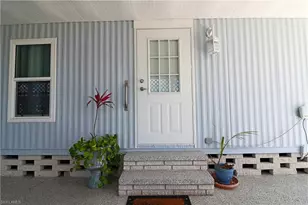 221 Grassy Key Ln, Naples, FL 34114 - Photo 6