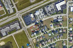 758 SW 4th St, Cape Coral, FL 33991 - Photo 16