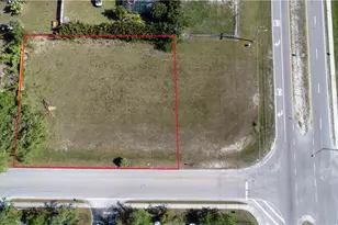 758 SW 4th St, Cape Coral, FL 33991 - Photo 6