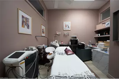 24551 Production Cir #6, Bonita Springs, FL 34135 - Photo 10