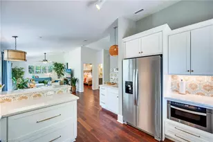 2800 Lakeview Dr, Naples, FL 34112 - Photo 12