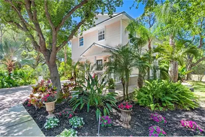 2800 Lakeview Dr #5, Naples, FL 34112 - Photo 2