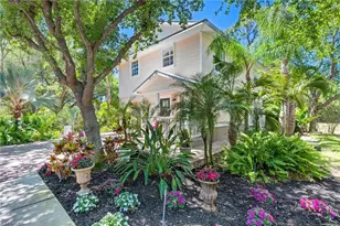 2800 Lakeview Dr, Naples, FL 34112 - Photo 2