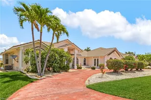 1207 SW 52nd Terrace, Cape Coral, FL 33914 - Photo 4