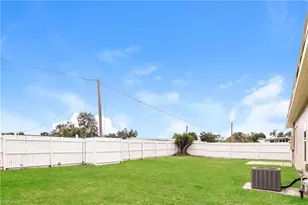 21621 Augusta Ave, Port Charlotte, FL 33952 - Photo 16