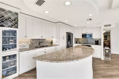 4041 Gulf Shore Blvd N #1002, Naples, FL 34103 - Photo 14