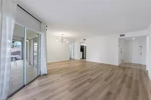 3200 Binnacle Dr, Naples, FL 34103 - Photo 4