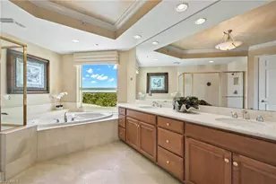 285 Grande Way, Naples, FL 34110 - Photo 18