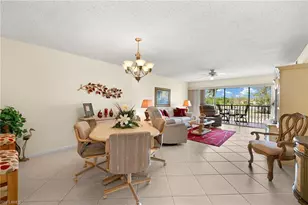 7065 Dennis Cir, Naples, FL 34104 - Photo 8