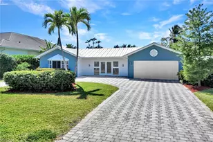 1550 Sandpiper St, Naples, FL 34102 - Photo 4