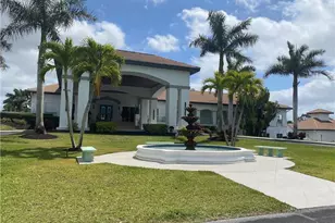 9181 Las Maderas Dr, Bonita Springs, FL 34135 - Photo 34