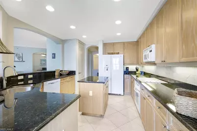 11600 Court Of Palms #506, Fort Myers, FL 33908 - Photo 12