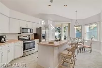 1093 Silverstrand Dr, Naples, FL 34110 - Photo 2