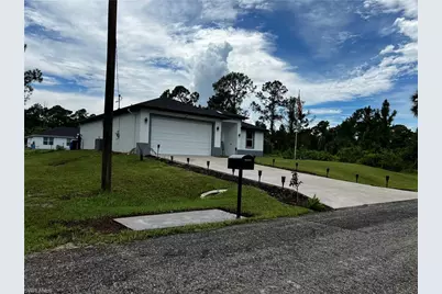 3313 68th St W, Lehigh Acres, FL 33971 - Photo 4