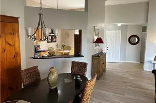 607 Beachwalk Cir, Naples, FL 34108 - Photo 2