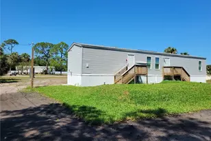 8019 Grady Dr, North Fort Myers, FL 33917 - Photo 20