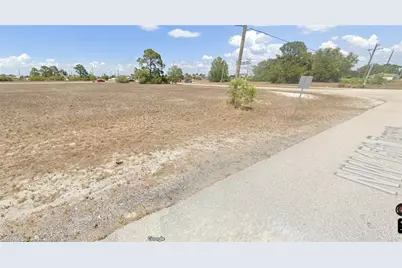 1605 NW 15th Ter, Cape Coral, FL 33993 - Photo 2