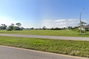 1610 Diplomat Pkwy W, Cape Coral, FL 33993 - Photo 2