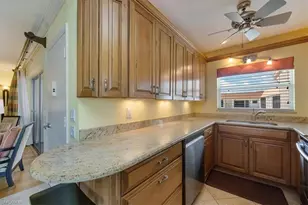 2900 Gulf Shore Blvd N, Naples, FL 34103 - Photo 6