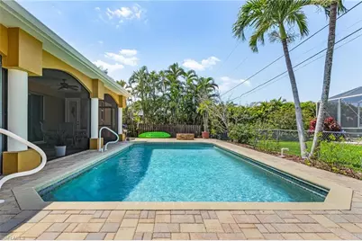 5422 SW 22nd Ave, Cape Coral, FL 33914 - Photo 4