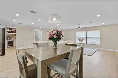 3221 68th St SW, Naples, FL 34105 - Photo 10