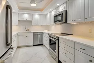 2880 Gulf Shore Blvd N, Naples, FL 34103 - Photo 16