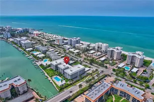 2880 Gulf Shore Blvd N, Naples, FL 34103 - Photo 32