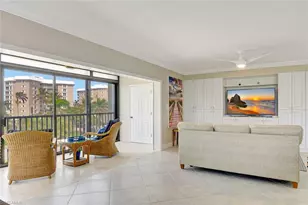 2880 Gulf Shore Blvd N, Naples, FL 34103 - Photo 4