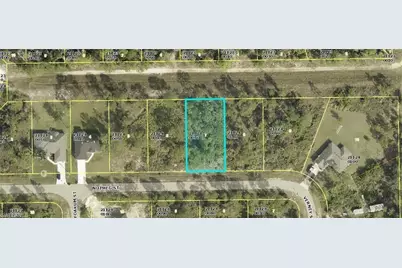 372 Nutmeg St, Lehigh Acres, FL 33972 - Photo 2