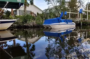 847 Hydrangea Dr, North Fort Myers, FL 33903 - Photo 16
