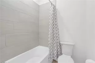 4259 Sonoma Oaks Circle, Naples, FL 34119 - Photo 16