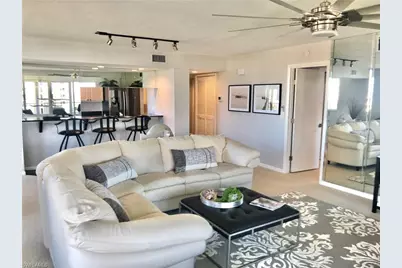 11116 Gulf Shore Dr #B-801, Naples, FL 34108 - Photo 8