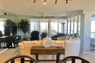 11116 Gulf Shore Dr, Naples, FL 34108 - Photo 18