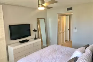 11116 Gulf Shore Dr, Naples, FL 34108 - Photo 10