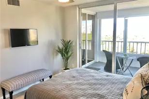 11116 Gulf Shore Dr, Naples, FL 34108 - Photo 16