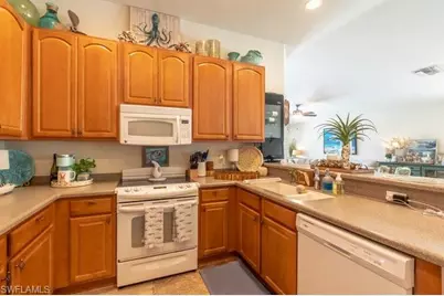 8681 Erice Ct, Naples, FL 34114 - Photo 12