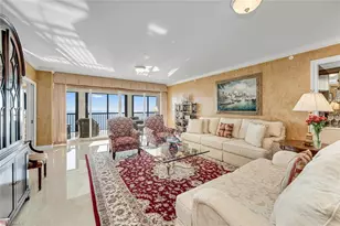 8171 Bay Colony Dr, Naples, FL 34108 - Photo 4