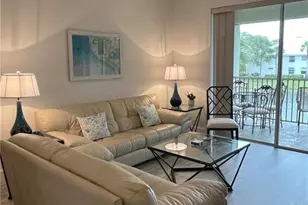 2325 Carrington Ct, Naples, FL 34109 - Photo 4