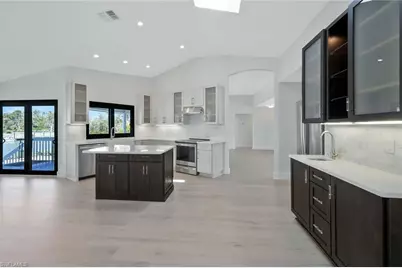 848 Limpet Dr, Sanibel, FL 33957 - Photo 14