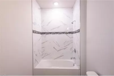 459 NE 2nd Pl, Cape Coral, FL 33909 - Photo 28