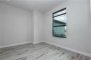 459 NE 2nd Pl, Cape Coral, FL 33909 - Photo 20