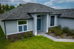 459 NE 2nd Pl, Cape Coral, FL 33909 - Photo 6