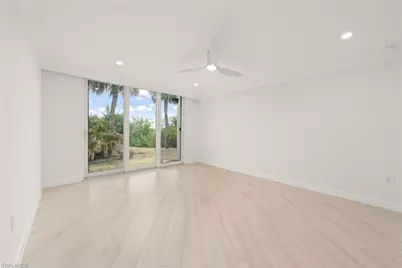 200 Periwinkle Way #111, Sanibel, FL 33957 - Photo 24