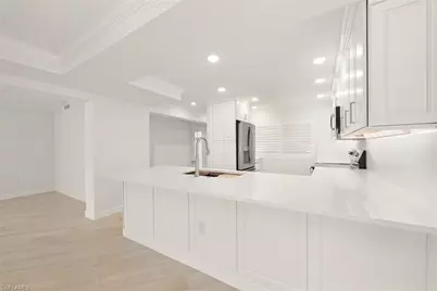 200 Periwinkle Way #111, Sanibel, FL 33957 - Photo 4