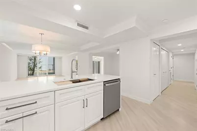 200 Periwinkle Way #111, Sanibel, FL 33957 - Photo 10