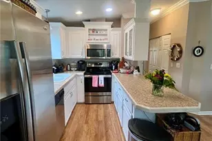 1631 Diamond Lake Cir, Naples, FL 34114 - Photo 8