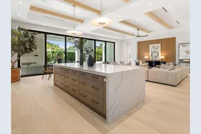612 Binnacle Dr, Naples, FL 34103 - Photo 14