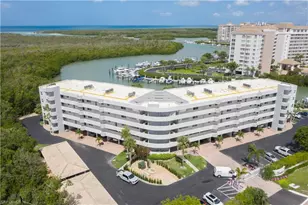 12945 Vanderbilt Dr, Naples, FL 34110 - Photo 44