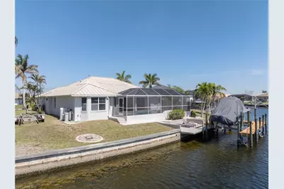 1001 NW 35th Ave, Cape Coral, FL 33993 - Photo 12